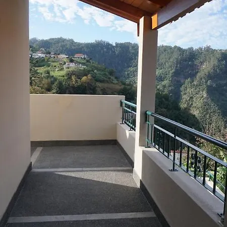 Ilha & Montanha - Santana (Madeira)