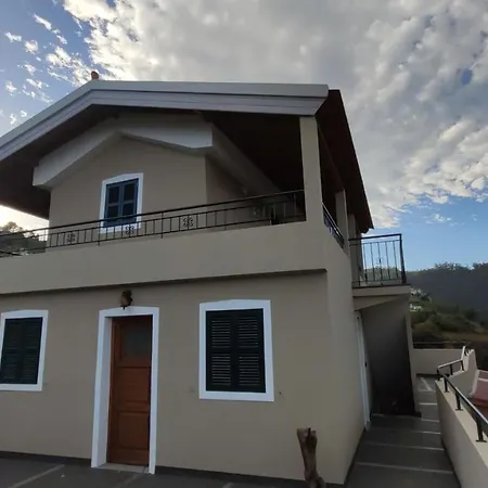 Bed and breakfast Ilha & Montanha -